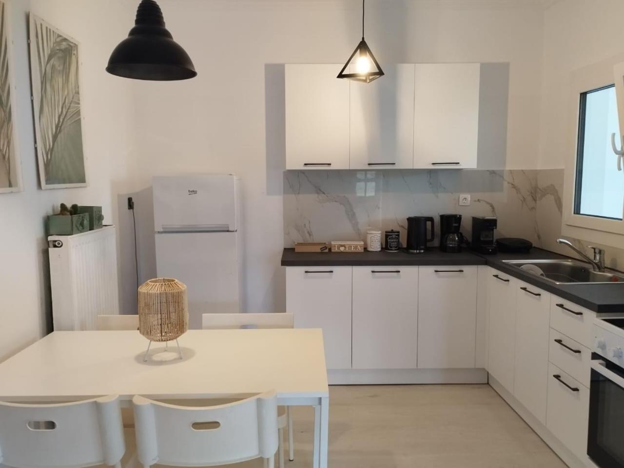 Black N' White Cozy Housegarden Αλεξανδρούπολη Εξωτερικό φωτογραφία
