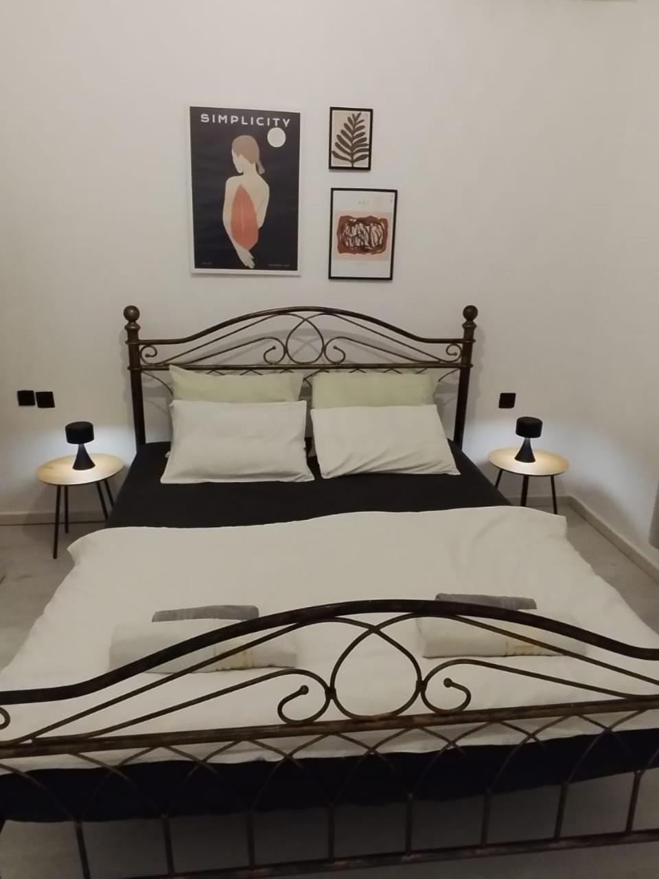 Black N' White Cozy Housegarden Αλεξανδρούπολη Εξωτερικό φωτογραφία