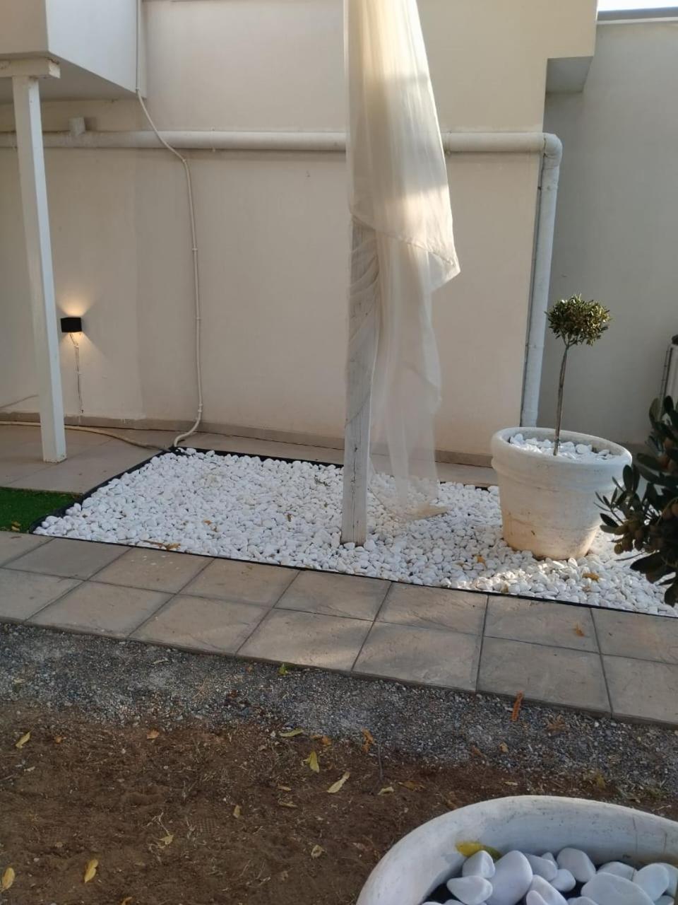 Black N' White Cozy Housegarden Αλεξανδρούπολη Εξωτερικό φωτογραφία